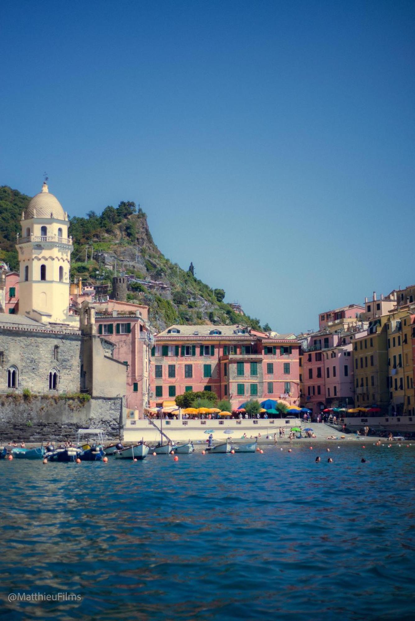 Marina Apartment, Unique, Authentic, Beachfront, 2 Aircondo Bdr , 2Bht, Easy To Train Or From Private Parking Vernazza Bagian luar foto