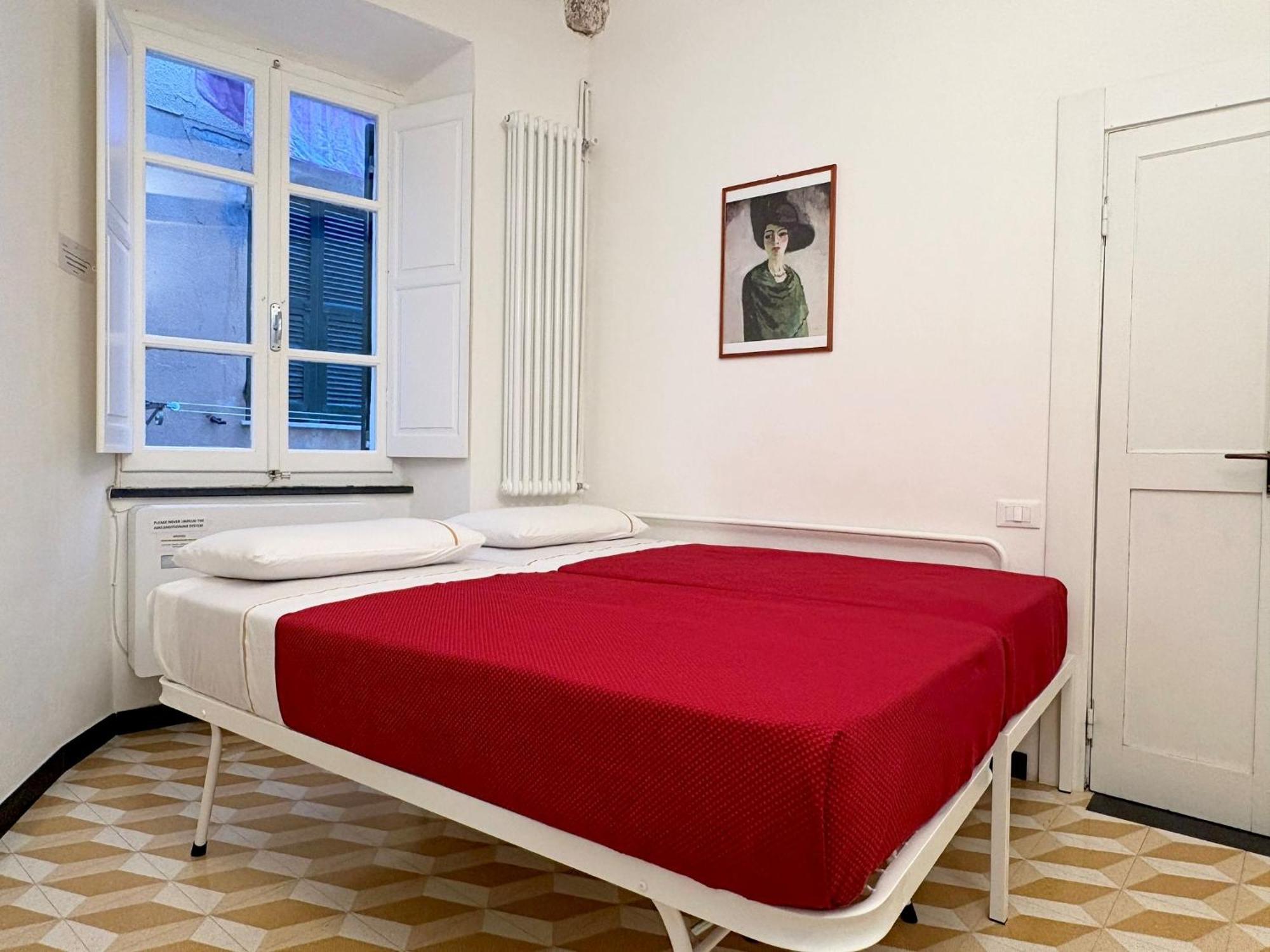 Marina Apartment, Unique, Authentic, Beachfront, 2 Aircondo Bdr , 2Bht, Easy To Train Or From Private Parking Vernazza Bagian luar foto